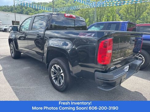 Used 2022 Chevrolet Colorado Z71 AWD/4WD image 8