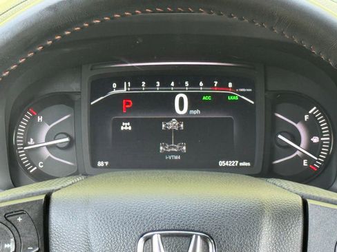 Used 2022 Honda Passport TrailSport image 2