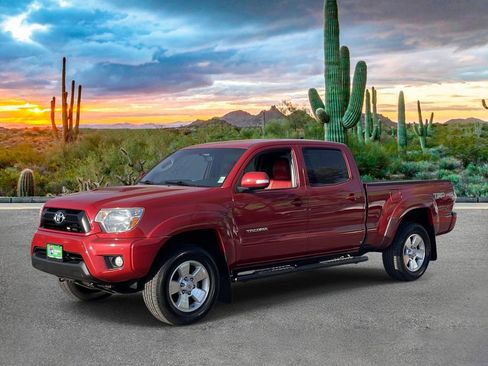 Used 2015 Toyota Tacoma PreRunner w/ TRD Sport Package RWD image 7