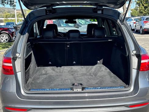 Used 2019 Mercedes-Benz GLC 300 image 31
