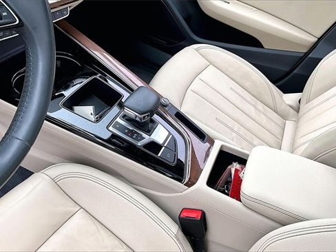 Used 2020 Audi A4 2.0T Premium w/ Convenience Package image 14
