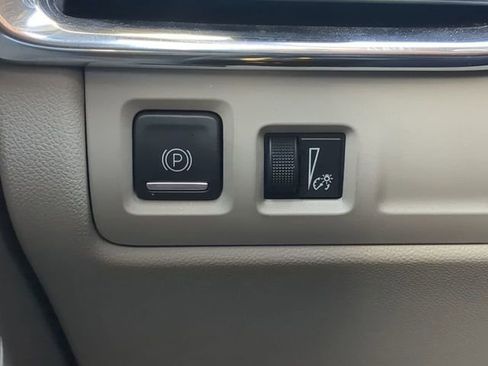 Used 2023 Cadillac XT4 Premium Luxury image 27