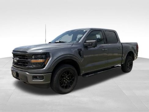 Used 2024 Ford F150 XLT w/ XLT Black Appearance Package AWD/4WD image 9