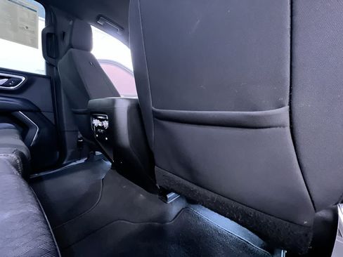 Used 2022 GMC Yukon SLE w/ Gmc Pro Safety Plus Package RWD image 41