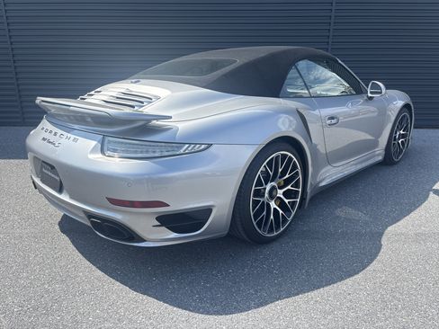 Used 2015 Porsche 911 Turbo image 5