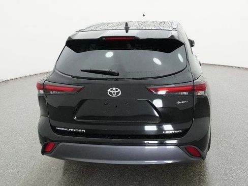 New 2026 Toyota Highlander Limited image 7