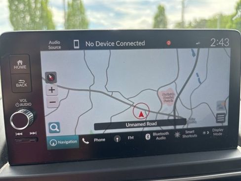 Used 2025 Honda Pilot Touring image 21