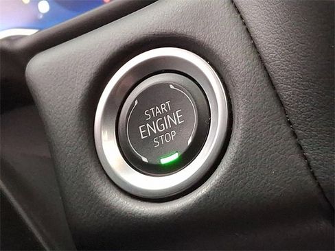 Certified 2024 Chevrolet Tahoe Z71 w/ Luxury Package image 23