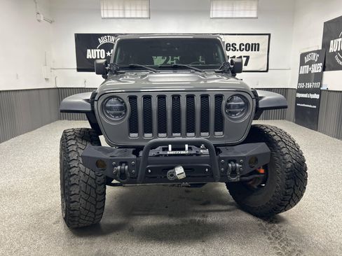 Used 2019 Jeep Wrangler Unlimited Rubicon AWD/4WD image 2