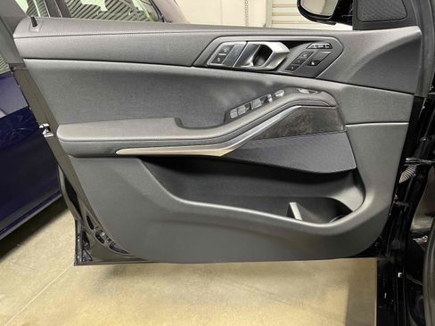 Used 2022 BMW X7 xDrive40i w/ Premium Package image 50