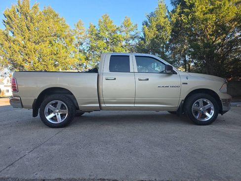 Used 2011 RAM 1500 Big Horn image 2