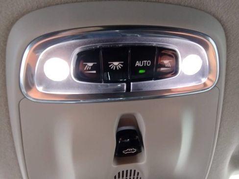 Used 2022 Volvo XC90 T8 Inscription AWD/4WD image 35
