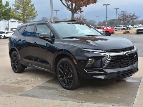 New 2026 Chevrolet Blazer RS w/ Enhanced Convenience Package FWD image 3