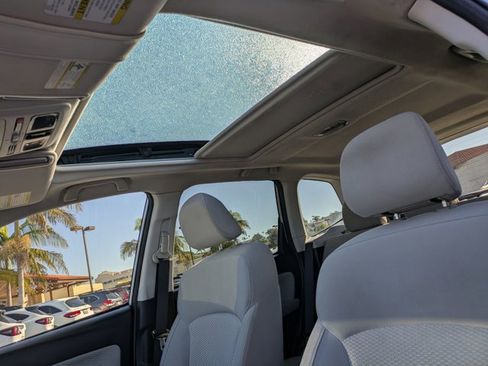 Used 2017 Subaru Forester 2.5i Premium w/ All-Weather Package image 25