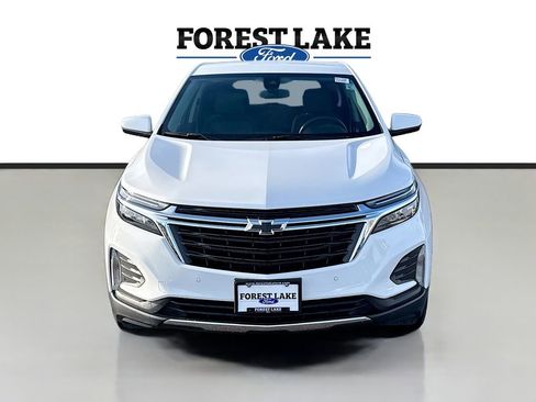 Used 2023 Chevrolet Equinox LT image 2
