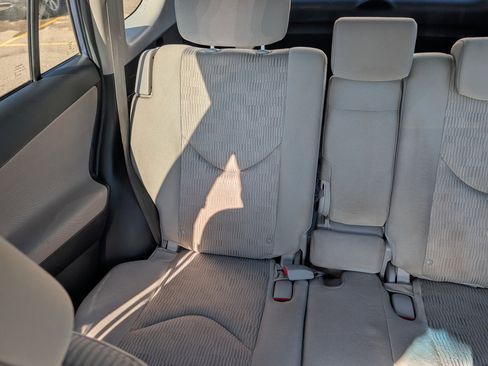 Used 2011 Toyota RAV4 4WD image 12