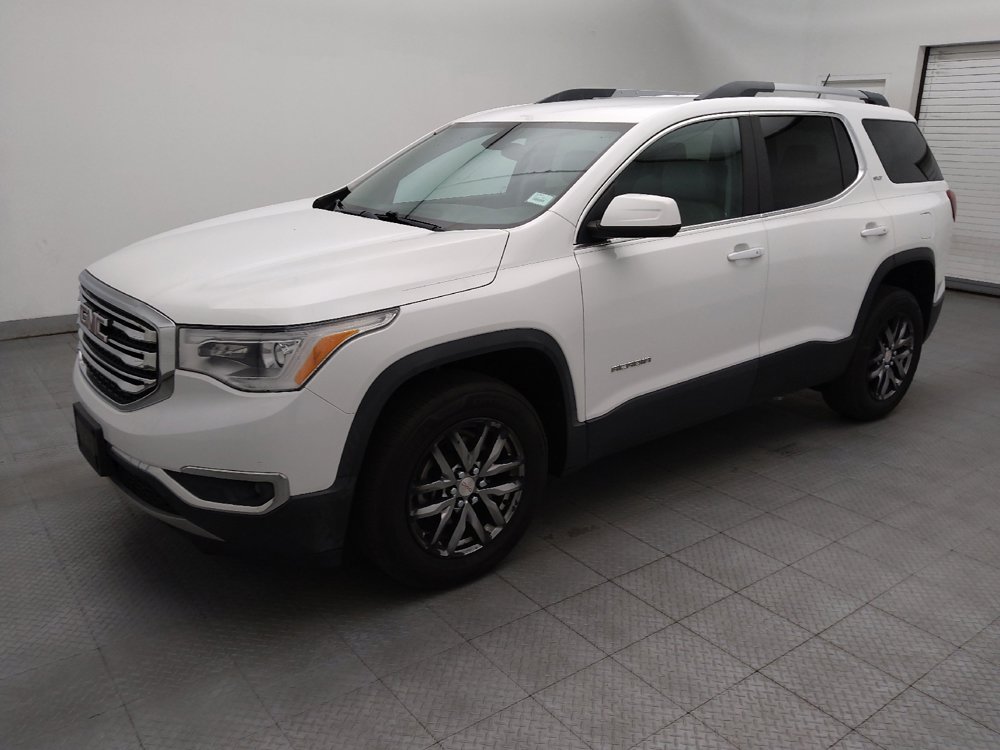 Used 2017 GMC Acadia SLT w/ LPO, Cargo Package FWD image 2
