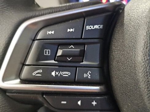 Certified 2025 Subaru Outback Premium w/ Popular Package #1A image 17