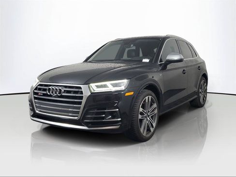 Used 2018 Audi SQ5 Prestige AWD/4WD image 3