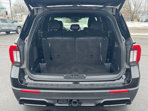 Used 2025 Ford Explorer ST-Line w/ ST-Line Street Pack image 27