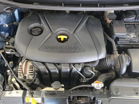 Used 2015 Hyundai Elantra Limited FWD image 28
