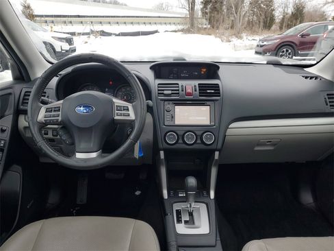 Used 2015 Subaru Forester 2.5i Limited image 12
