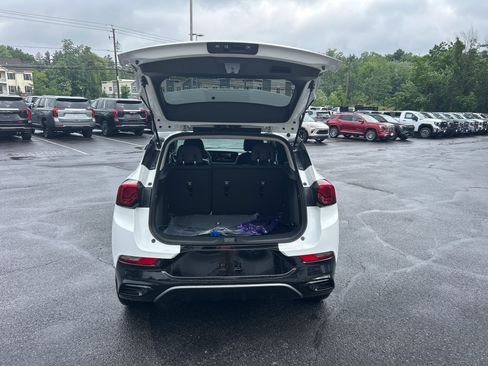 New 2026 Buick Encore GX Sport Touring w/ Comfort Package AWD/4WD image 10