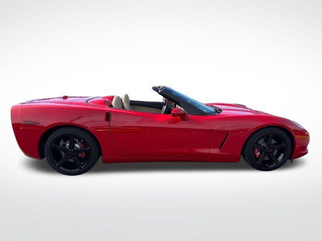 Used 2005 Chevrolet Corvette Convertible w/ Preferred Equipment Group RWD image 7