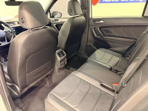 Used 2022 Volkswagen Tiguan SEL R-Line AWD/4WD image 22