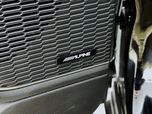 Used 2023 Jeep Grand Cherokee 4WD 4xe image 4