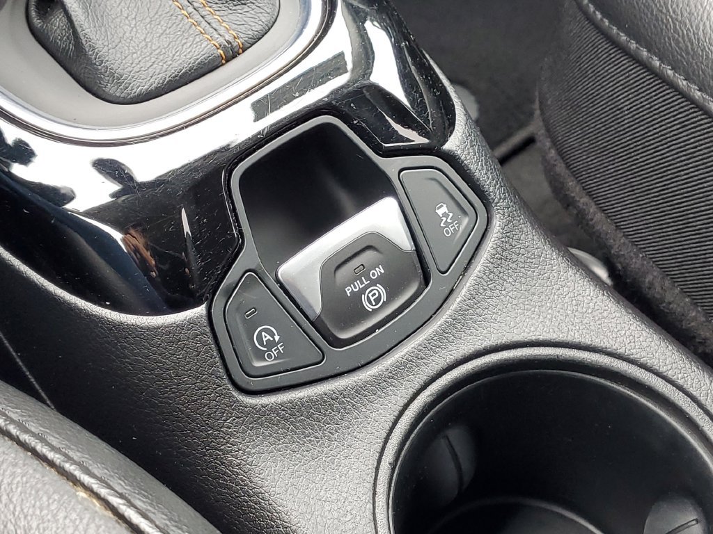 Used 2019 Jeep Compass Limited AWD/4WD image 31