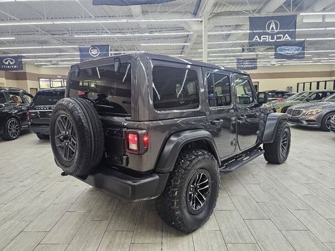 Used 2024 Jeep Wrangler Unlimited Sport AWD/4WD image 6