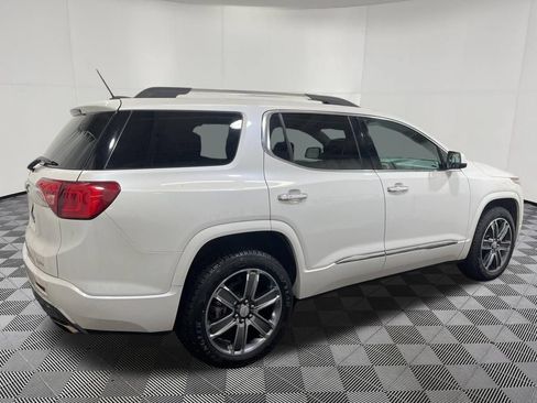 Used 2018 GMC Acadia Denali w/ Technology Package AWD/4WD image 6
