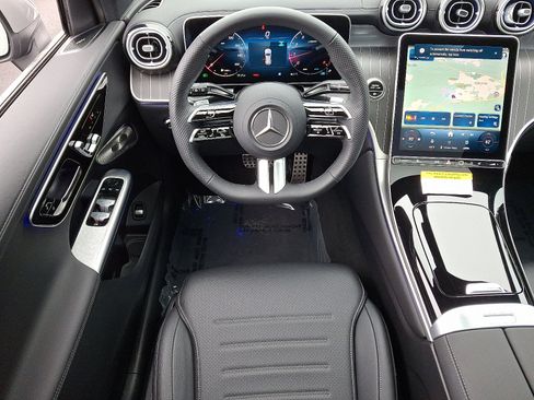 New 2026 Mercedes-Benz GLC 300 4MATIC image 9