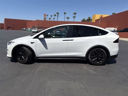Used 2023 Tesla Model X AWD/4WD image 3