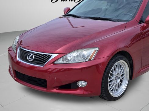 Used 2010 Lexus IS 250C RWD image 34