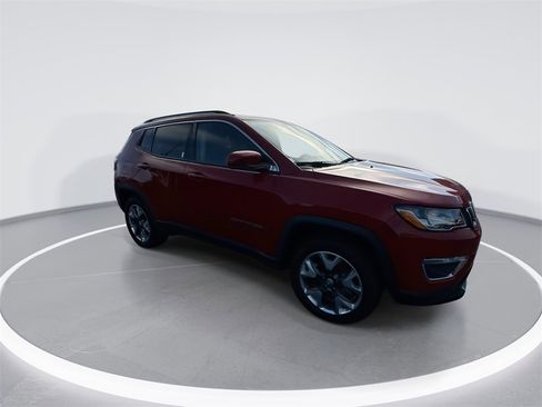Used 2021 Jeep Compass Limited image 2