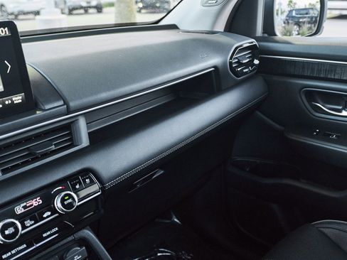 Used 2023 Honda Pilot Elite image 57