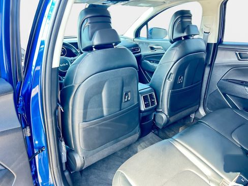 Used 2025 Kia Sportage SX FWD image 12