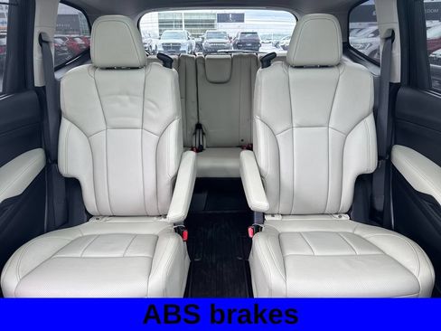 Used 2025 Subaru Ascent Limited w/ Popular Package #2 AWD/4WD image 14