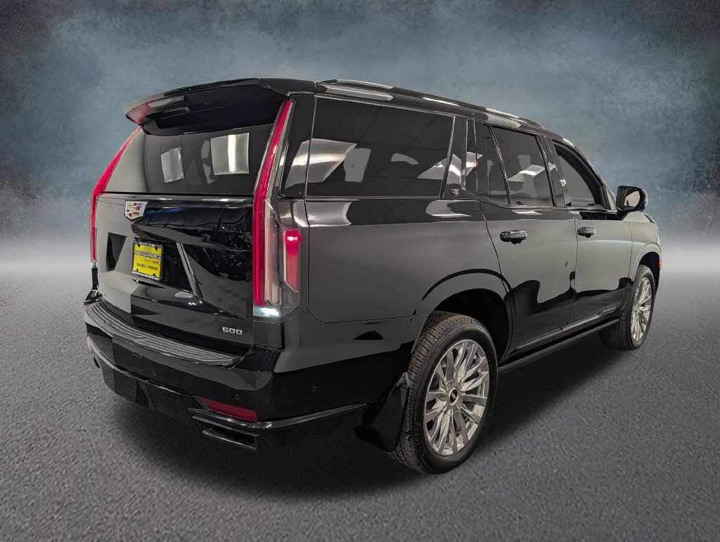 Used 2024 Cadillac Escalade Premium Luxury w/ Performance Package AWD/4WD image 4