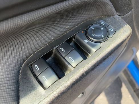Used 2024 Chevrolet Equinox RS FWD image 19