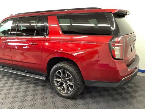 Used 2021 Chevrolet Suburban Z71 w/ Rear Media and Nav Package AWD/4WD image 4