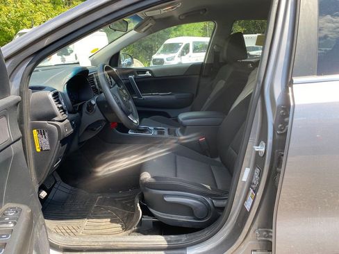 Used 2019 Kia Sportage LX image 6