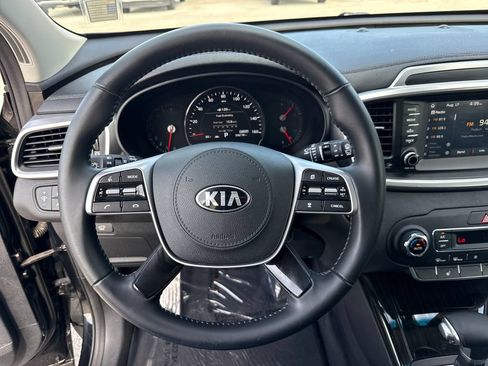 Used 2020 Kia Sorento EX FWD image 16