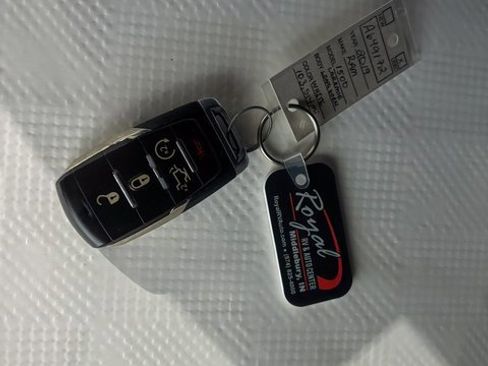 Used 2019 RAM 1500 Limited image 34