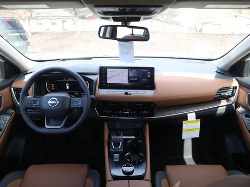 New 2026 Nissan Rogue Platinum w/ Platinum Premium Package image 7