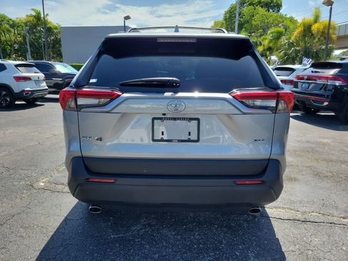 Used 2024 Toyota RAV4 XLE Premium FWD image 4
