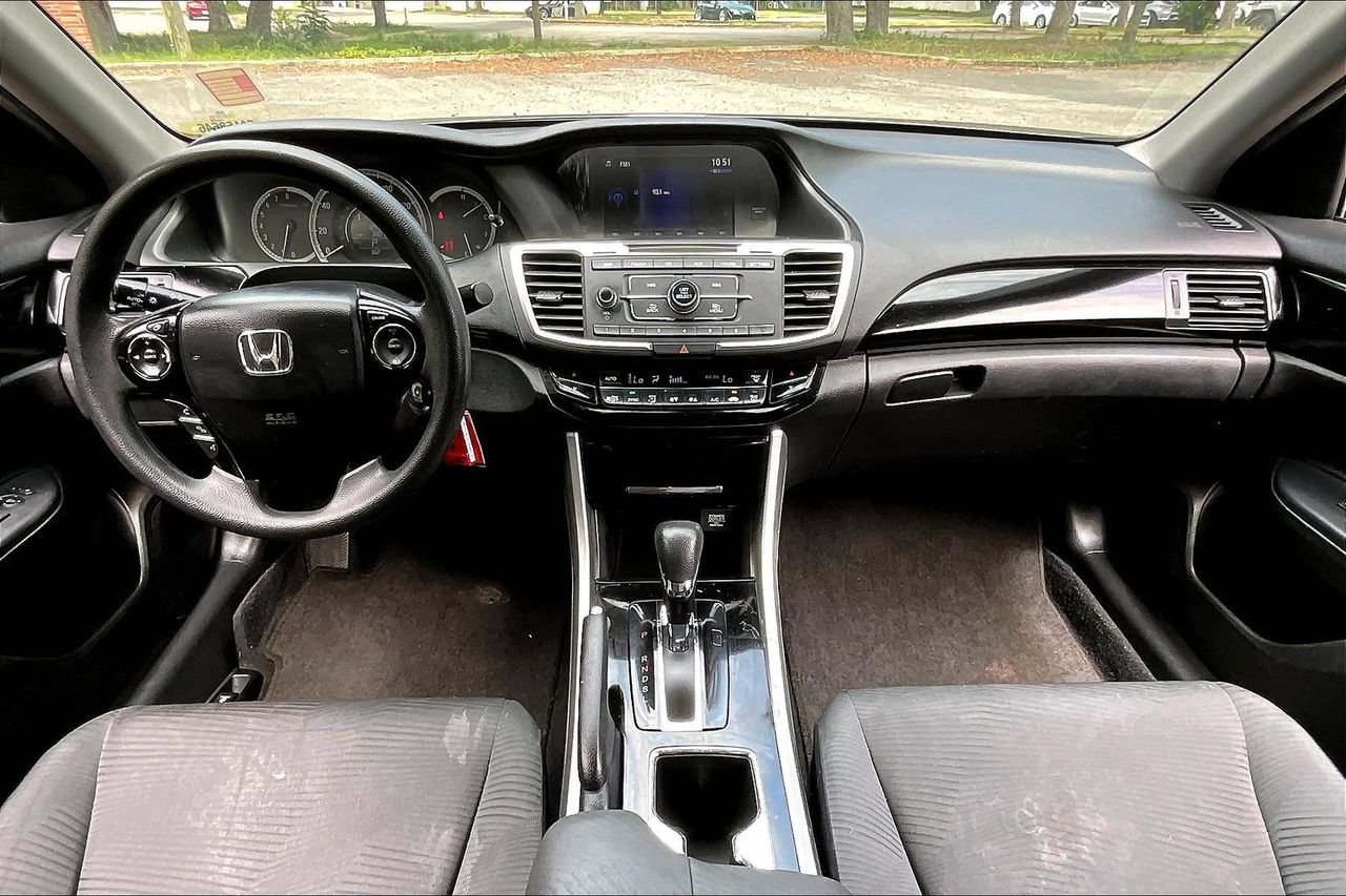 Used 2016 Honda Accord LX image 7
