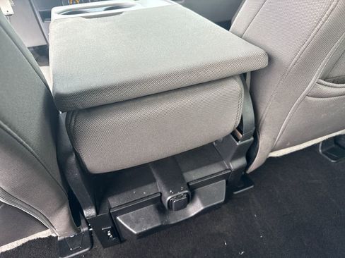 Used 2019 Ford F150 XLT image 28